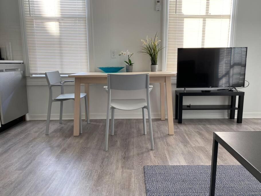 Chic Steps From Armature Works & Downtown Riverwalk * Tampa